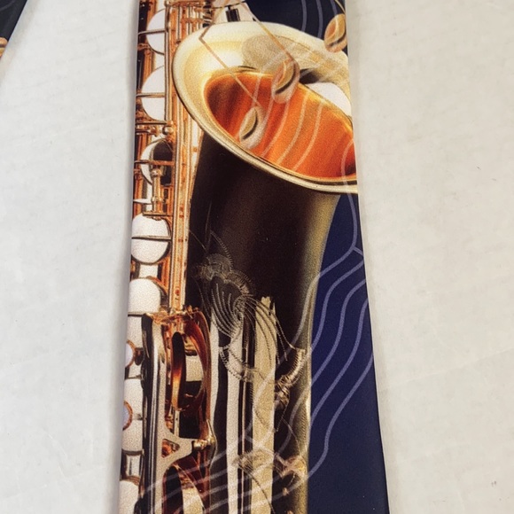 LIKE NEW Three Rooker Saxophone Neck Tie Saxophone And Notes 100% Polyester - Picture 5 of 5